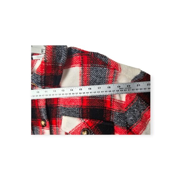 Veveret Plaid Button Down Shacket Women's Small Red Black Buffalo Check - Picture 4 of 9